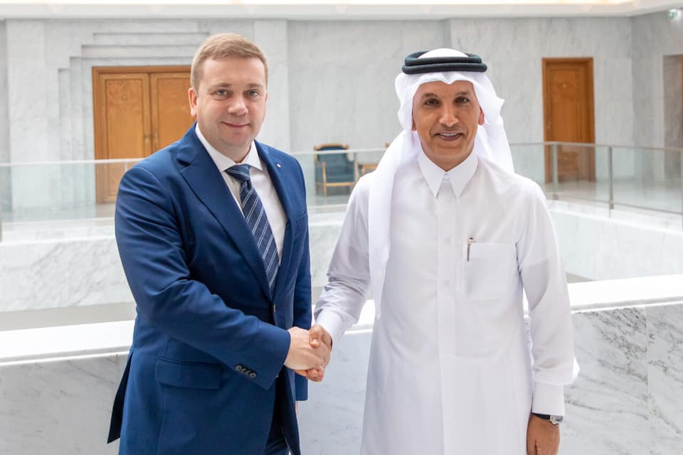 Встреча директора Фонда Росконгресс Александра Стуглева с Министром финансов государства Катар Али Шарифом Аль-Эмади