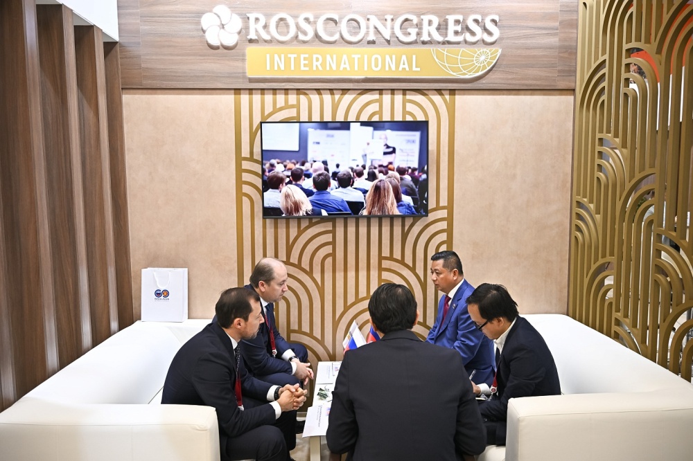 На ВЭФ–2025 была организована Зона делового общения Roscongress International