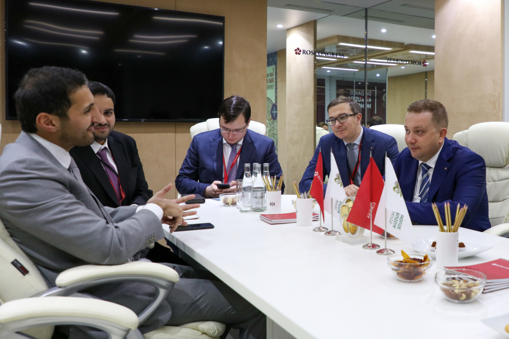 Roscongress and IPAQ CEOs Discuss Russian-Qatari Initiatives at Russia House in Davos